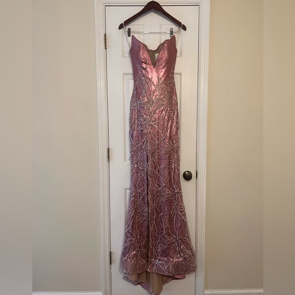 Juan Carlos Pinera Couture Gown - Picture 4 of 7